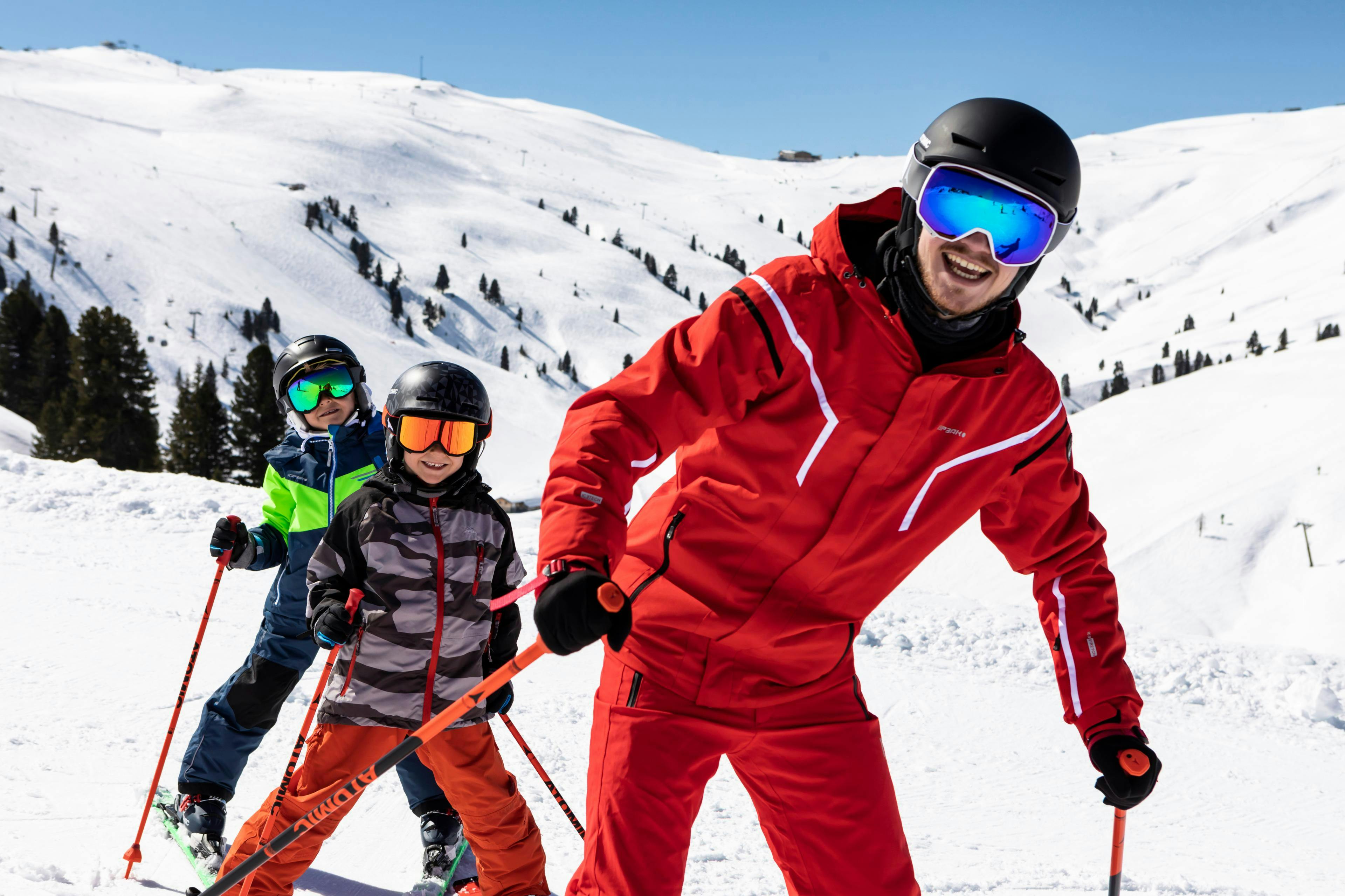 Ski Schools vertical tile (c) Shutterstock - 1