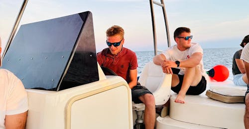 Boottocht naar Vis eiland en Stiniva baai vanuit Komiža met Kaukal Excursions Komiza.