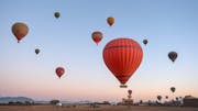 Hot Air Balloon Rides vertical tile (c) Shutterstock - 1 Hot Air Balloon Rides vertical tile (c) Shutterstock - 1